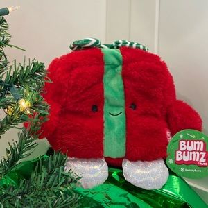 Gabriella the Present / Gift BumBumz 7.5” NWT HolidayBumz series